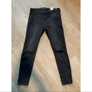 Black classic knee slit Hollister Jeggings W31 L28